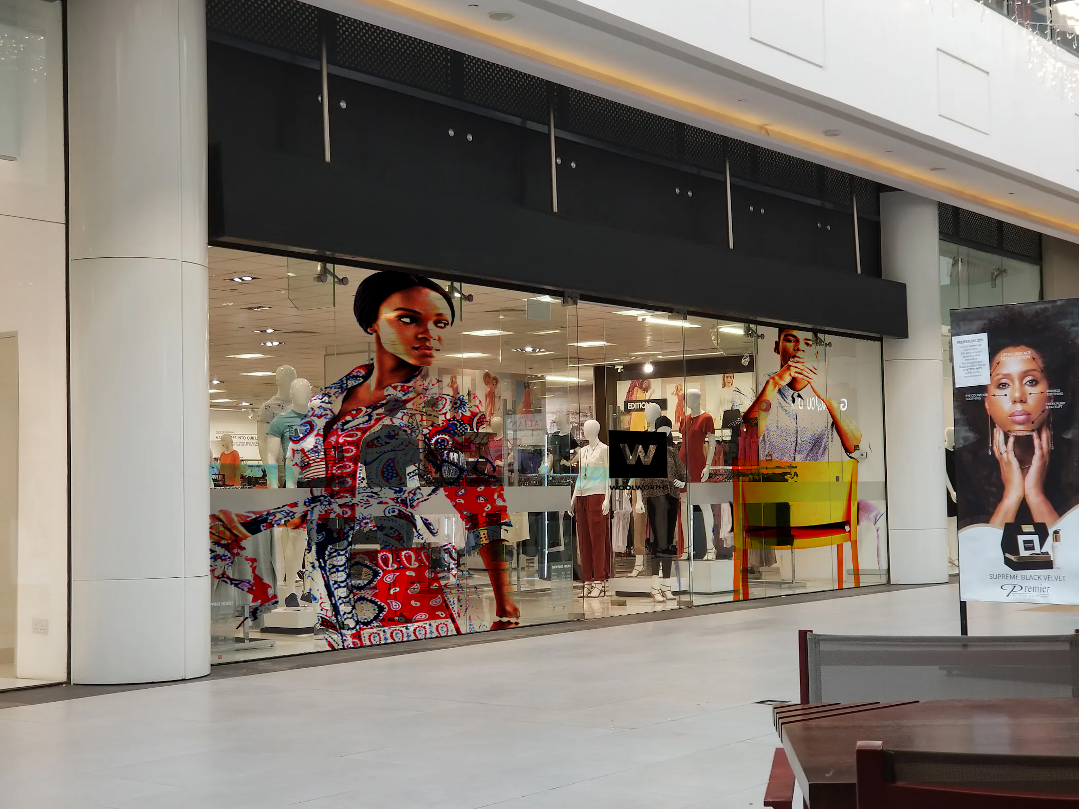 LED Crystal Film retail installation